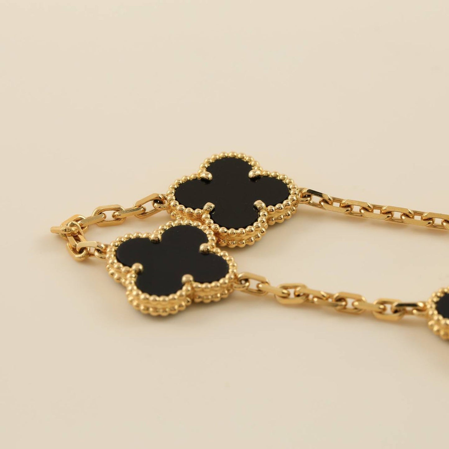 [RAFFINE] CLOVER 5 MOTIF ONYXS BRACELET COLLECTION