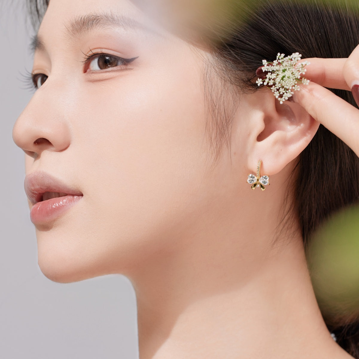 [RAFFINE]Exquisite Earrings With Heart-Shaped Bow Design