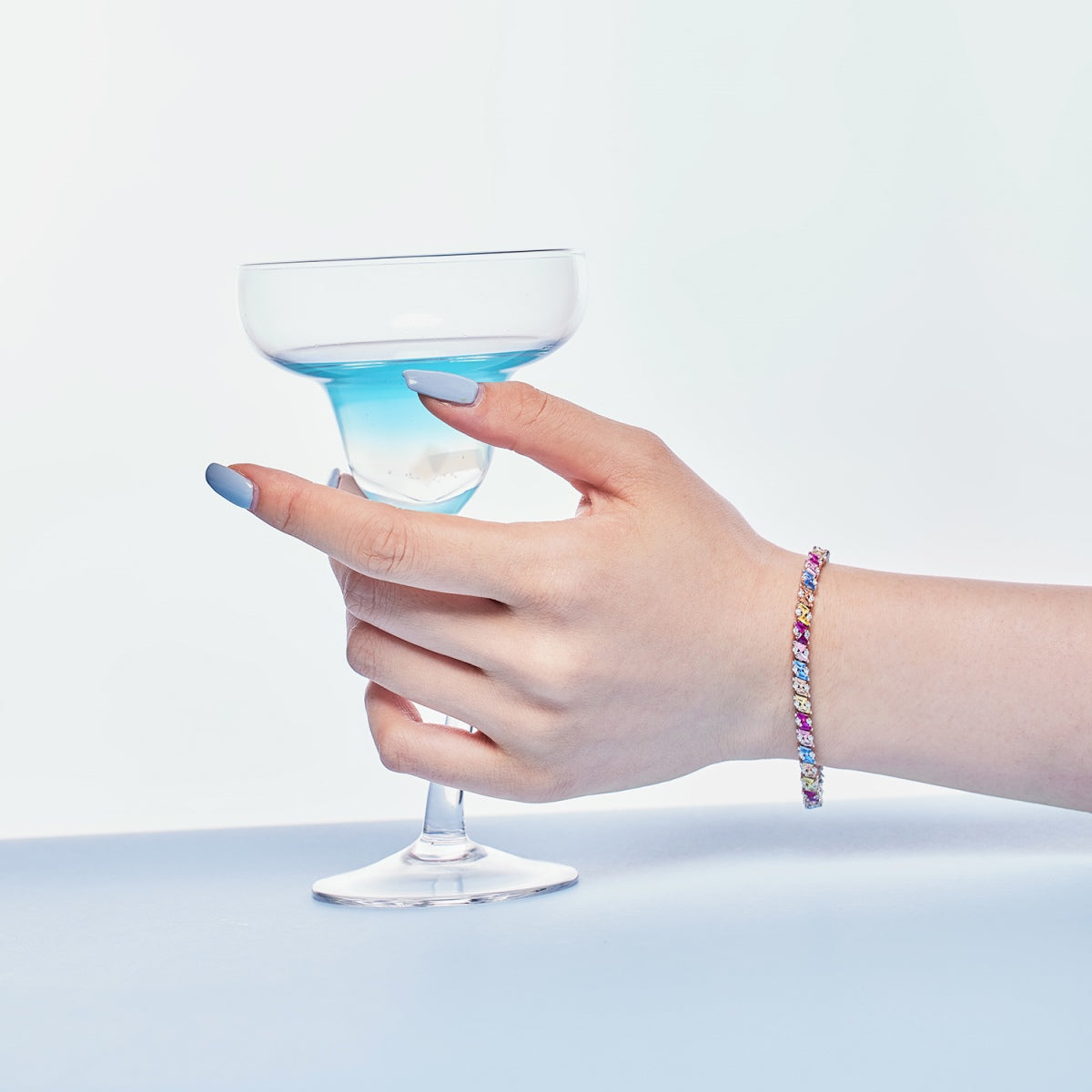 [RAFFINE]Ornate Sparkling Multi Cut Party Bracelet
