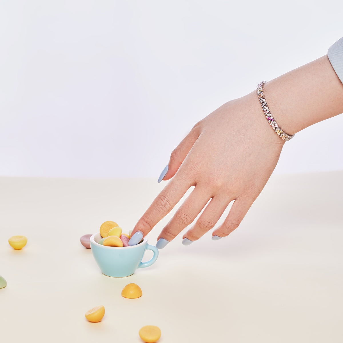 [RAFFINE]Dazzling Unique Multi Shape Daily Bracelet