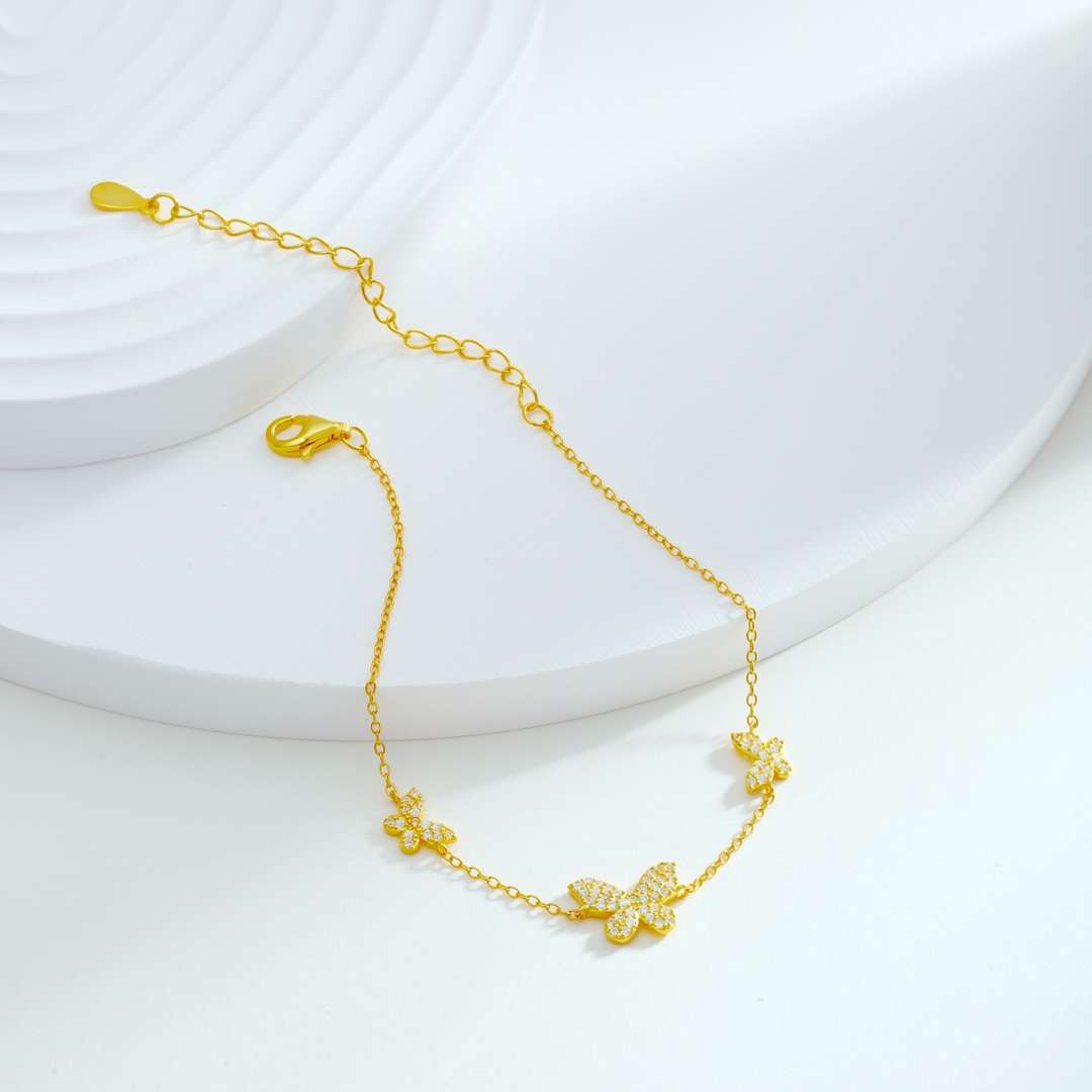 [RAFFINE]Delicate Butterfly Pendant Bracelet