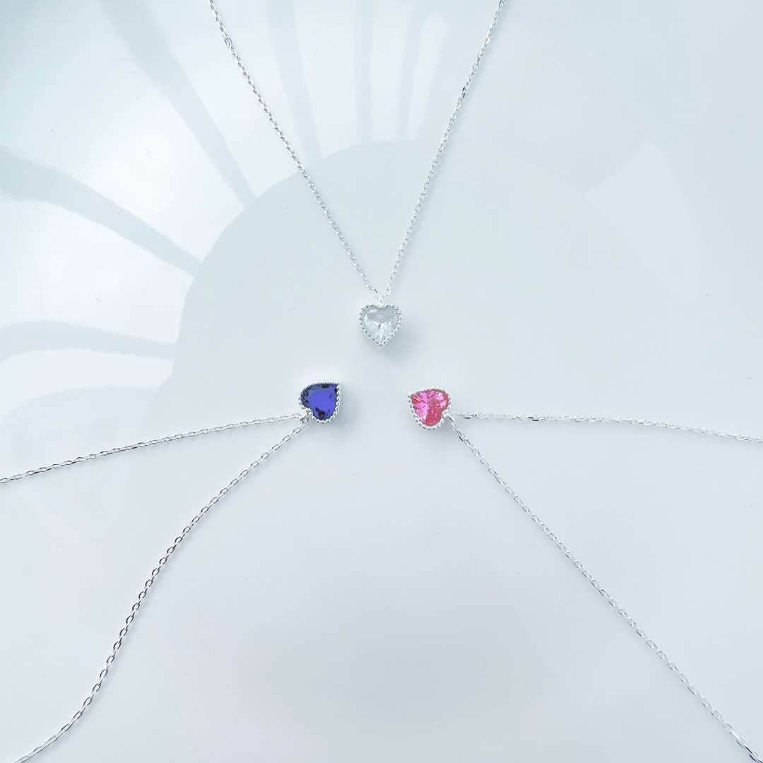 [RAFFINE]Ornate Heart Shape Necklace