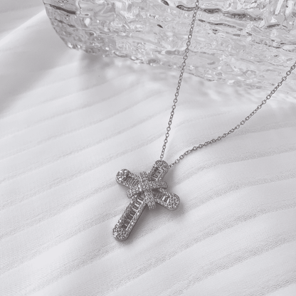 [RAFFINE]Gypsophila With Dimonds Necklace