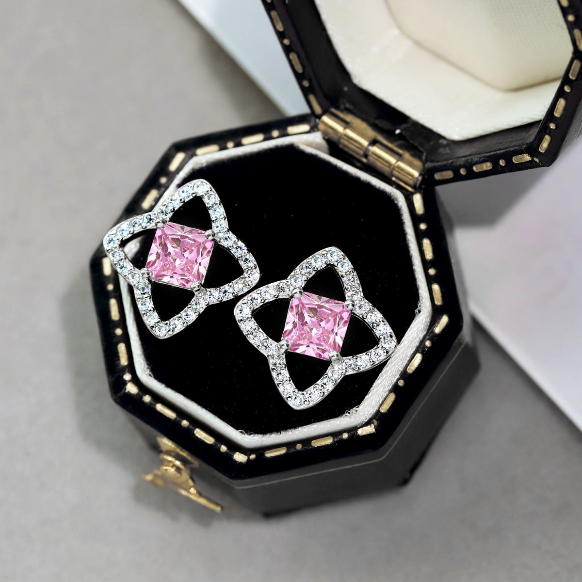 [RAFFINE]Elegant Star Shape Princess Cut Daily Earrings