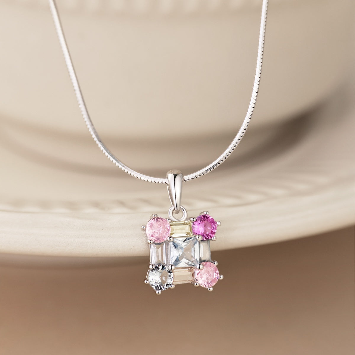 [RAFFINE]Gorgeous Multi Colorful Necklace