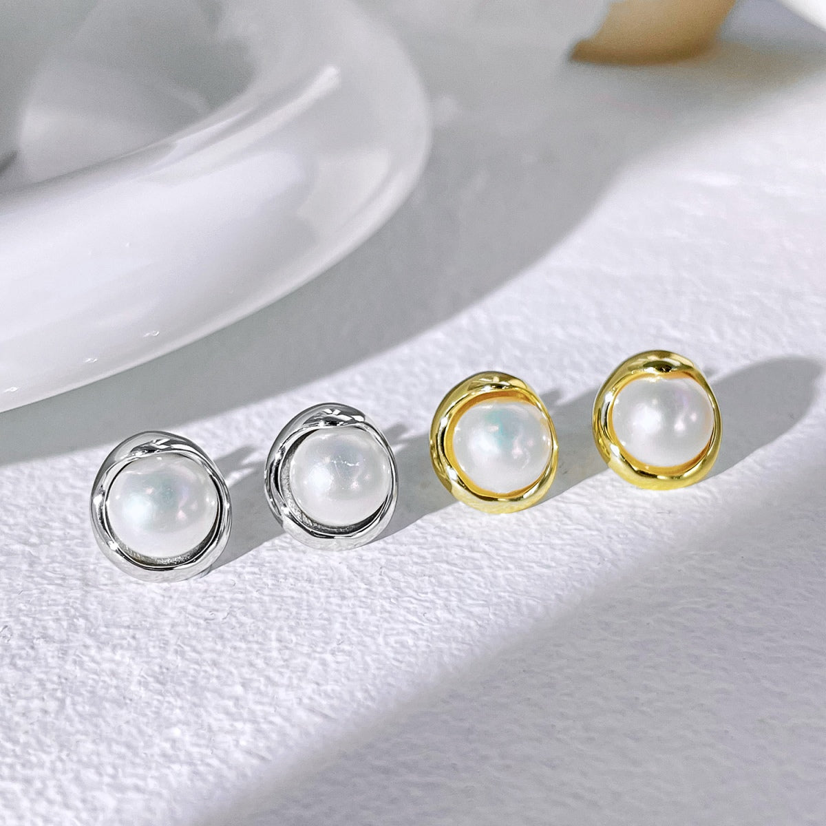 [RAFFINE]Dainty Bread Pearl Earrings