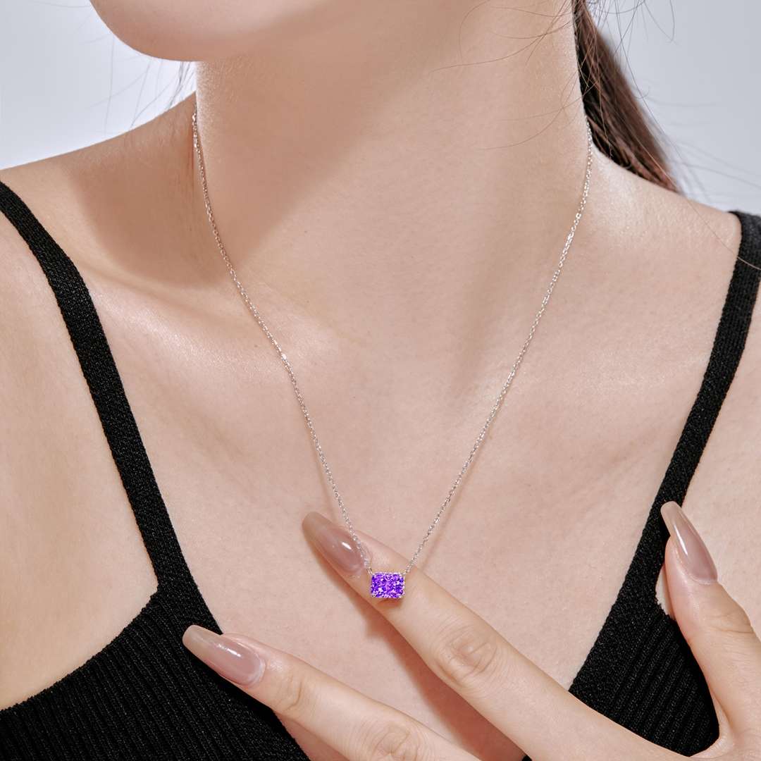 [RAFFINE]Luxurious Square Shape Colorful Necalack