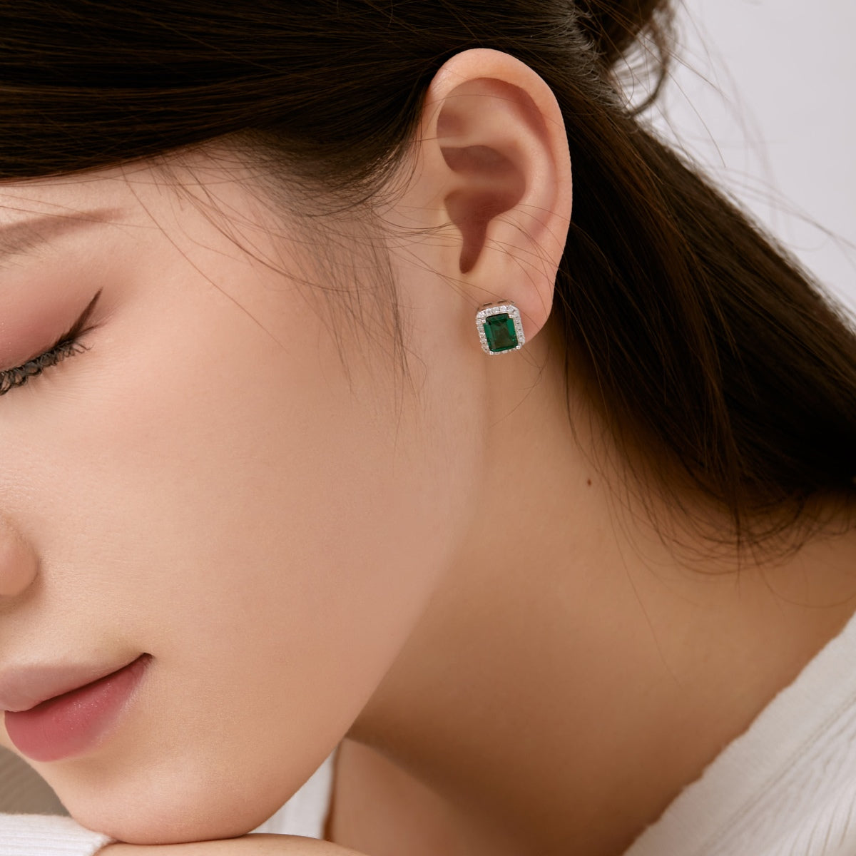 [RAFFINE]Luxurious Dainty Emerald Cut Banquet Earrings