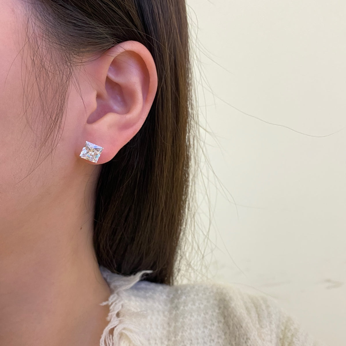 [RAFFINE]Ornate Square Shape Earrings