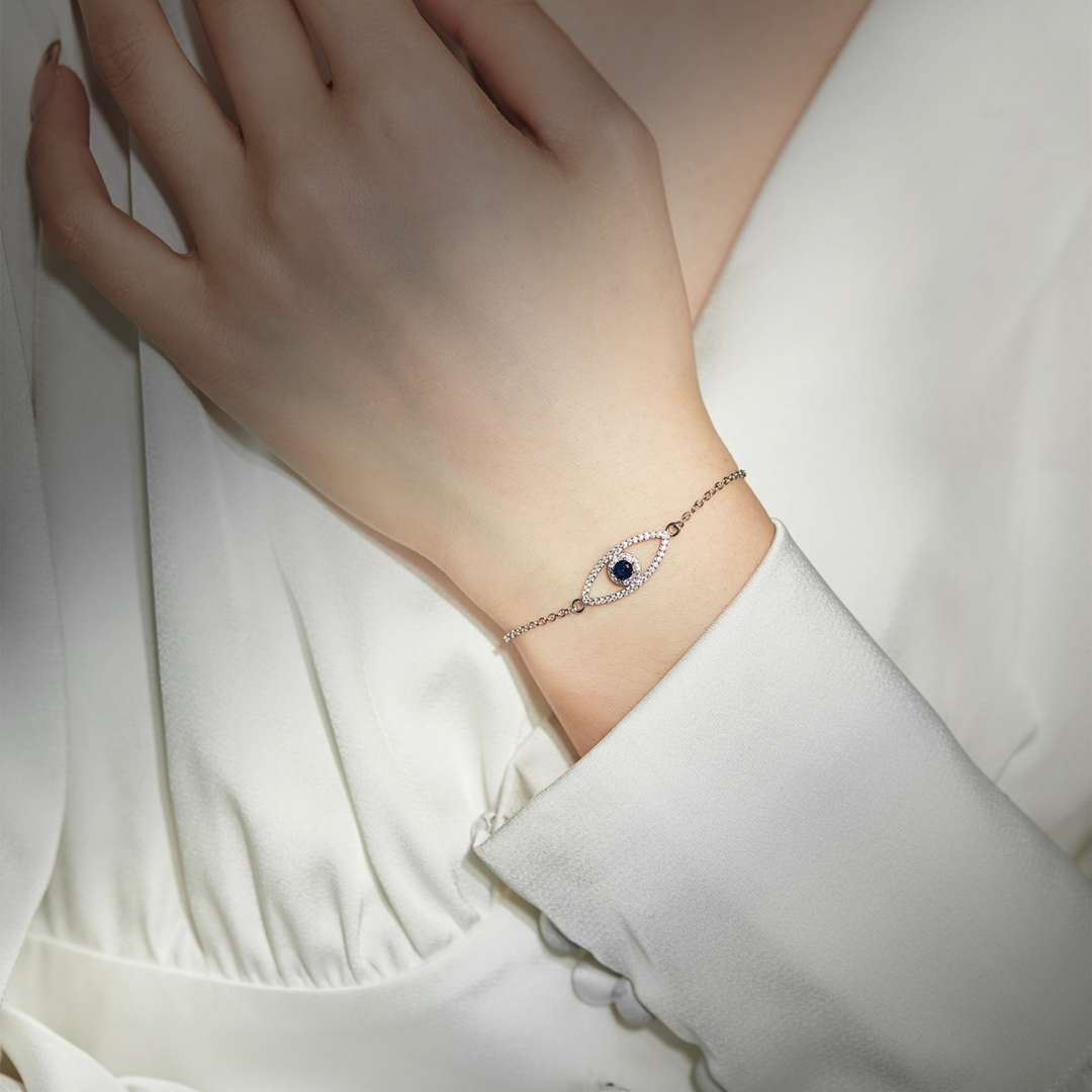 [RAFFINE]Devil's Eye Hollow Design Bracelet