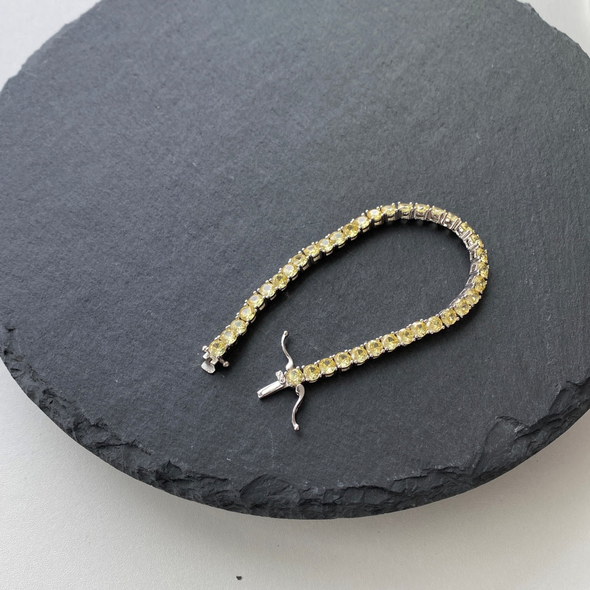 [RAFFINE]Ornate Dazzling Round Cut Tennis Bracelet