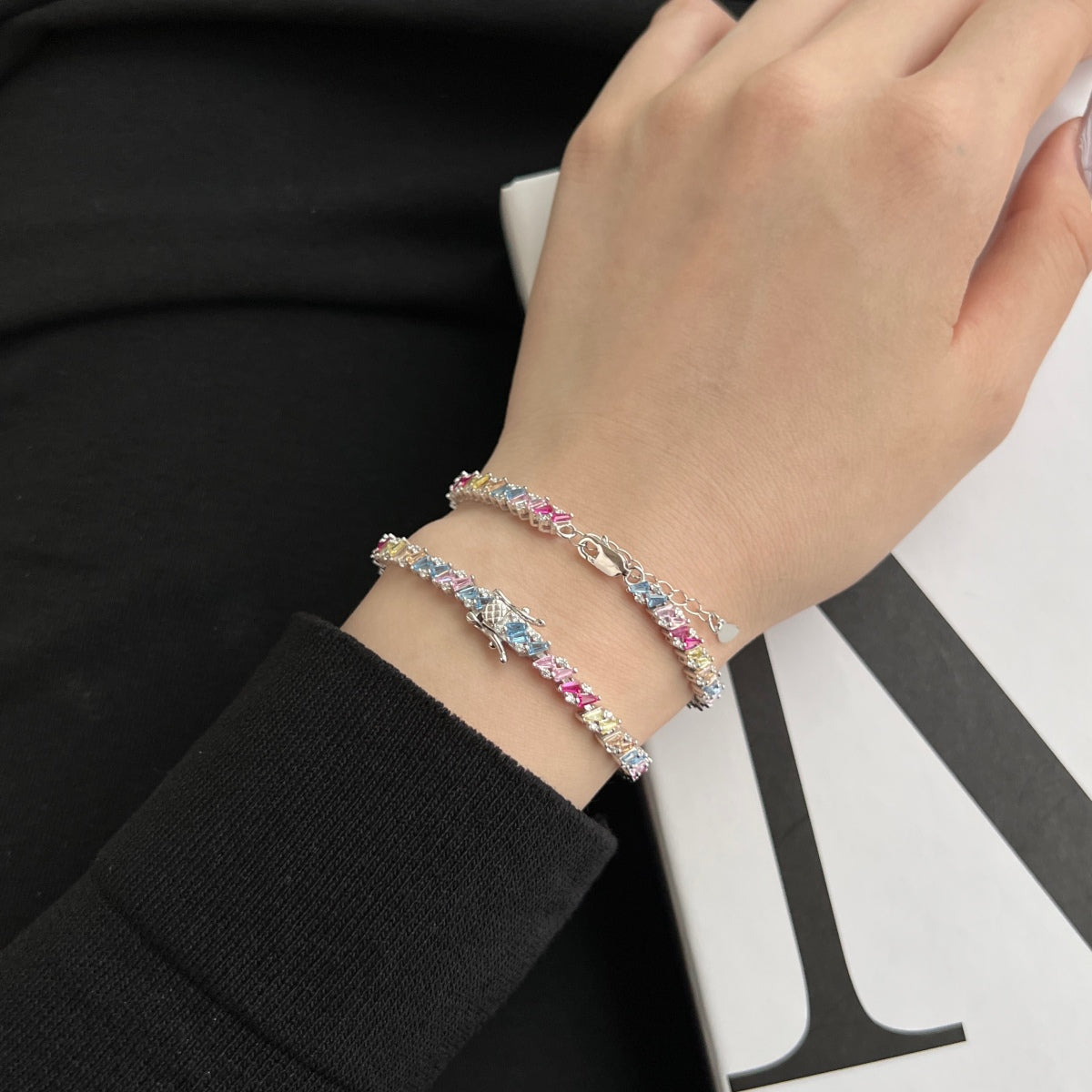 [RAFFINE]Ornate Sparkling Multi Cut Party Bracelet