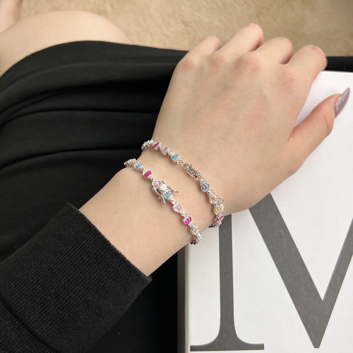 [RAFFINE]Radiant Water Drop Shape Daily Bracelet