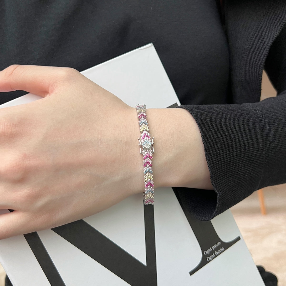 [RAFFINE]Ornate Sparkling Round Cut Party Bracelet