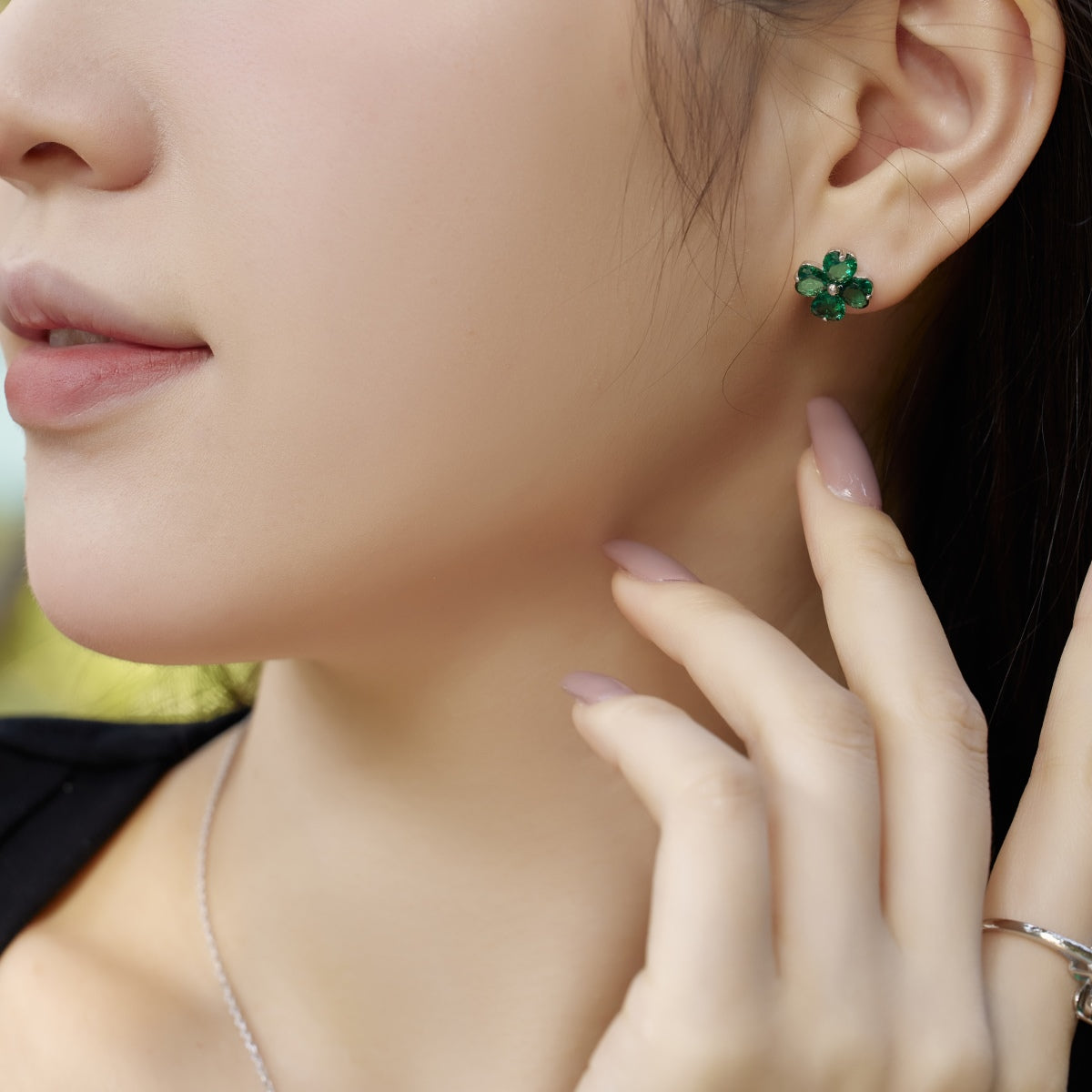 [RAFFINE]Four-Leaf Clover Ball Earrings
