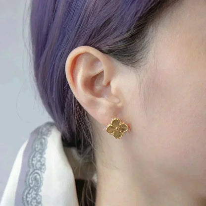 [RAFFINE]CLOVER MEDIUM 1 MOTIFS LASER EARRINGS