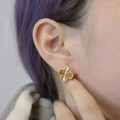 [RAFFINE]CLOVER MEDIUM 1 MOTIFS LASER EARRINGS