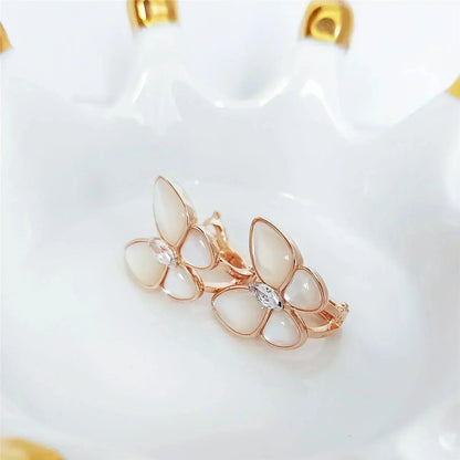[RAFFINE]BUTTERFLY MOP DIAMOND EARRINGS
