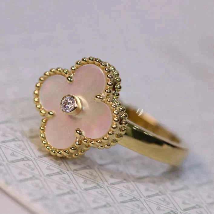 [RAFFINE]CLOVER PINK MOP RING GOLD DIAMOND