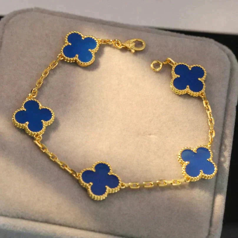 [RAFFINE] CLOVER 5 MOTIF BLUE AGATE BRACELET COLLECTION