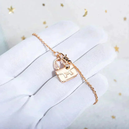 [RAFFINE]AMULETTE PEDANT ROSE GOLD NECKLACE