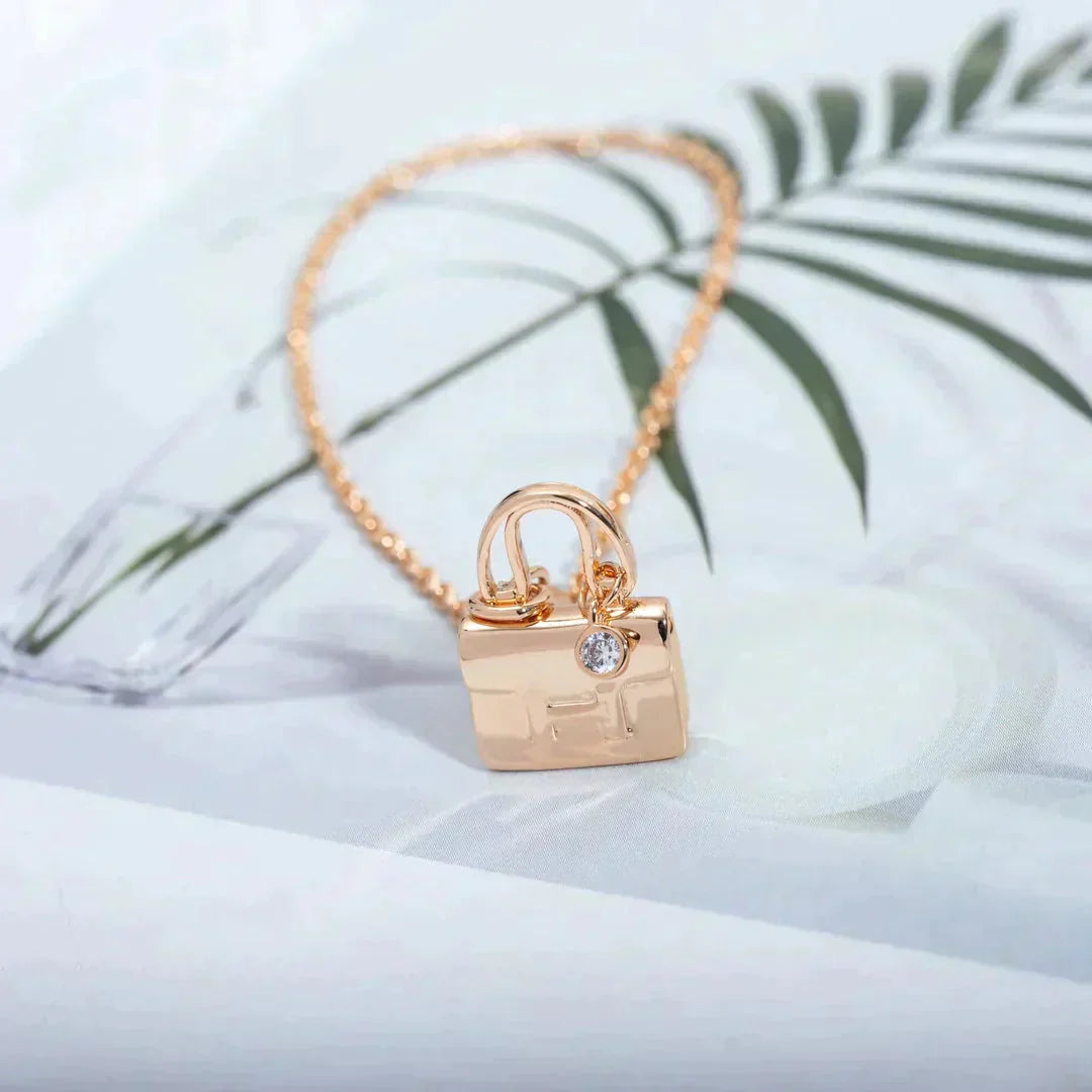 [RAFFINE]AMULETTE PEDANT ROSE GOLD NECKLACE