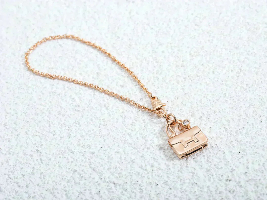 [RAFFINE]AMULETTE PEDANT ROSE GOLD NECKLACE