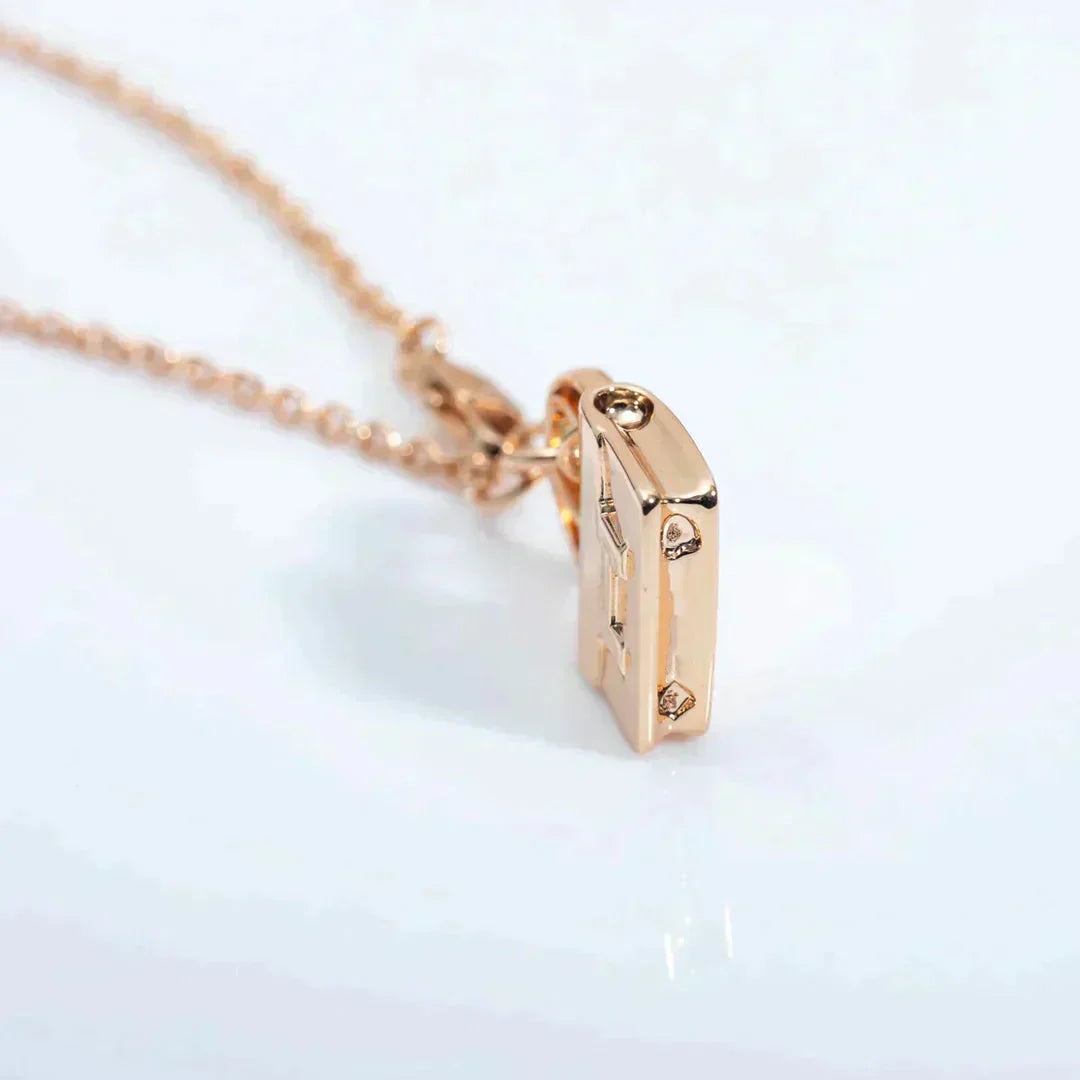 [RAFFINE]AMULETTE PEDANT ROSE GOLD NECKLACE