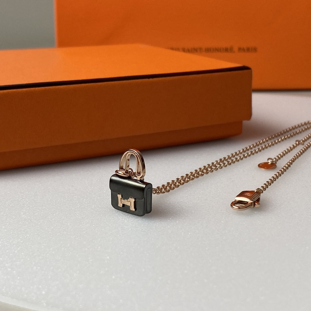 [RAFFINE]CONSTANCE BLACK PEDANT PINK GOLD NECKLACE
