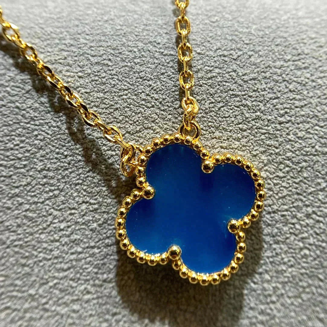 [RAFFINE]CLOVER 15MM BLUE AGATE NECKLACE