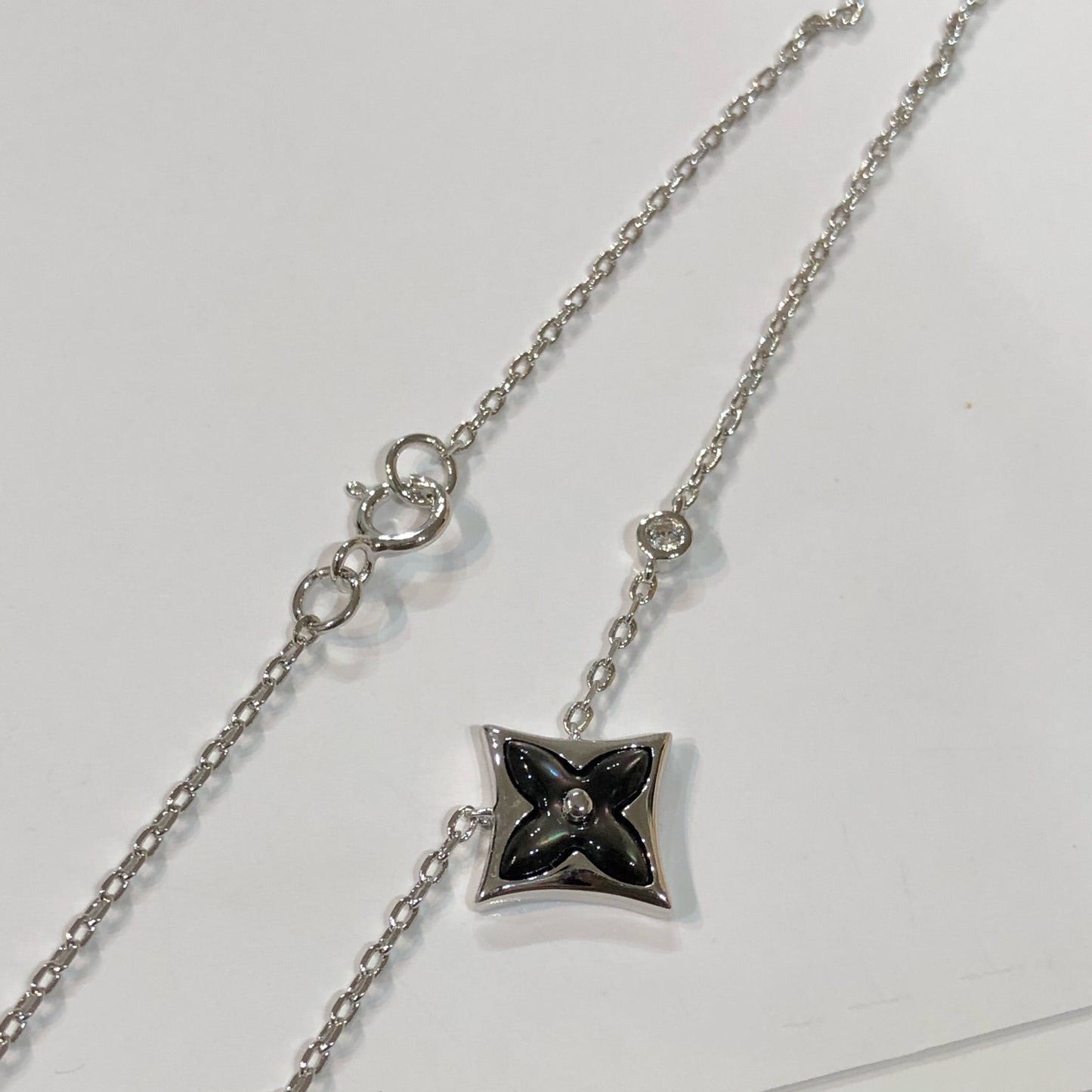 [RAFFINE]STAR BLACK MOP NECKLACE