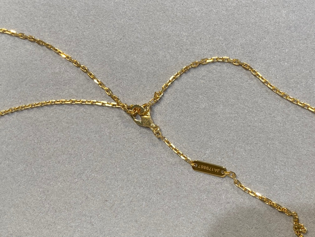 [RAFFINE]CLOVER 25MM NECKLACE GOLD CARNELIAN