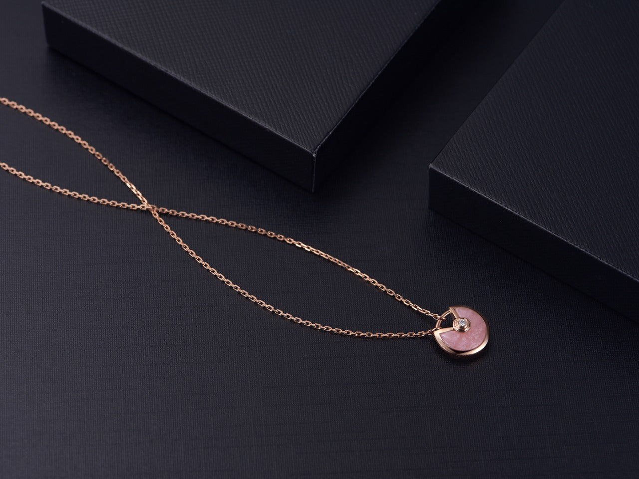 [RAFFINE]AMULETTE ROSE GOLD PINK MOP NECKLACE