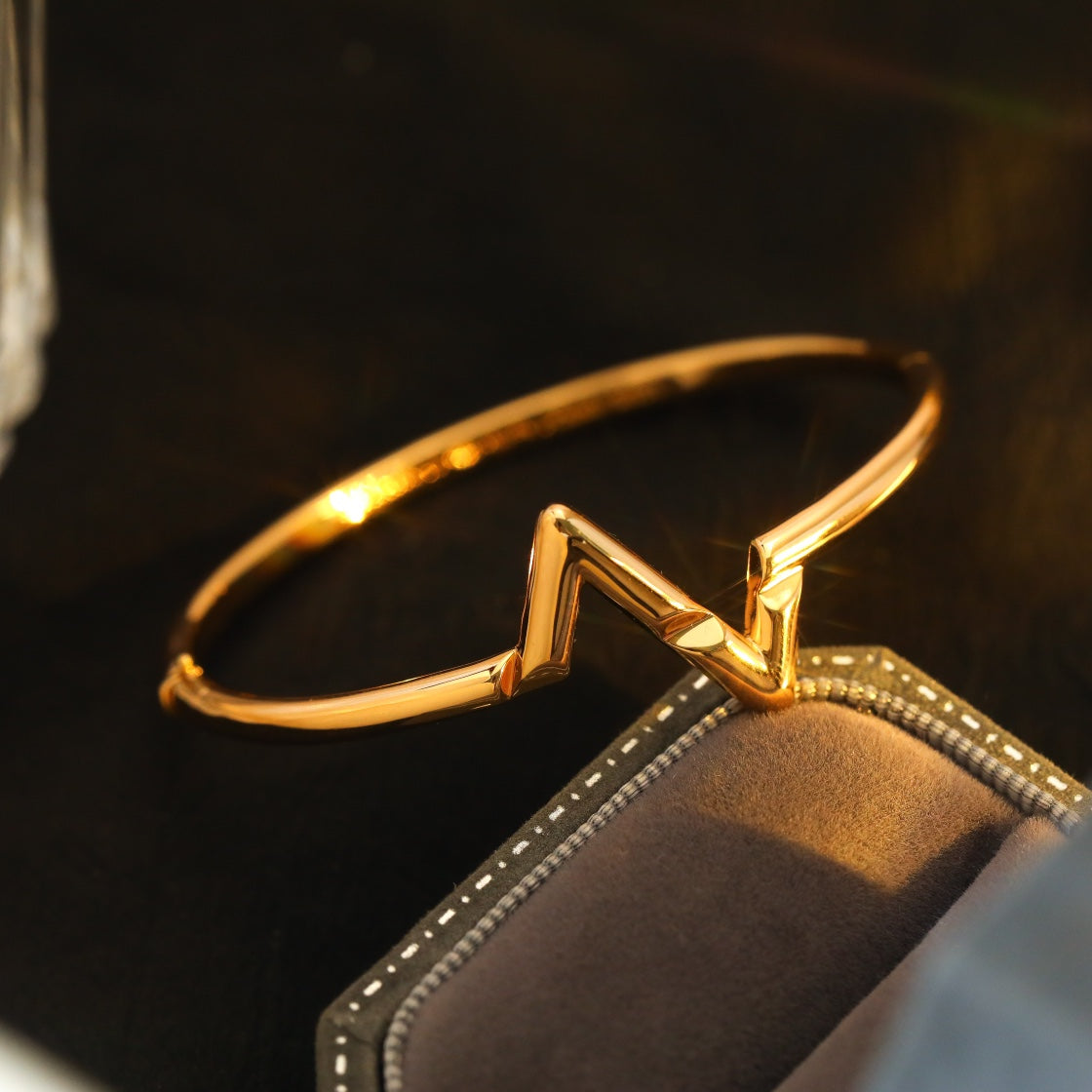 [RAFFINE]VOLTE UPSITE DOWN BRACELET