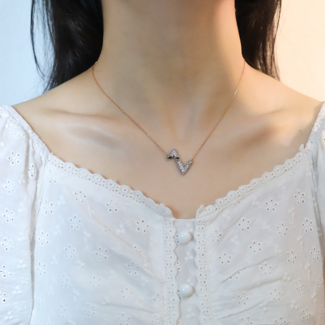 [RAFFINE]VOLT SILVER DIAMOND PEDANT NECKLACE