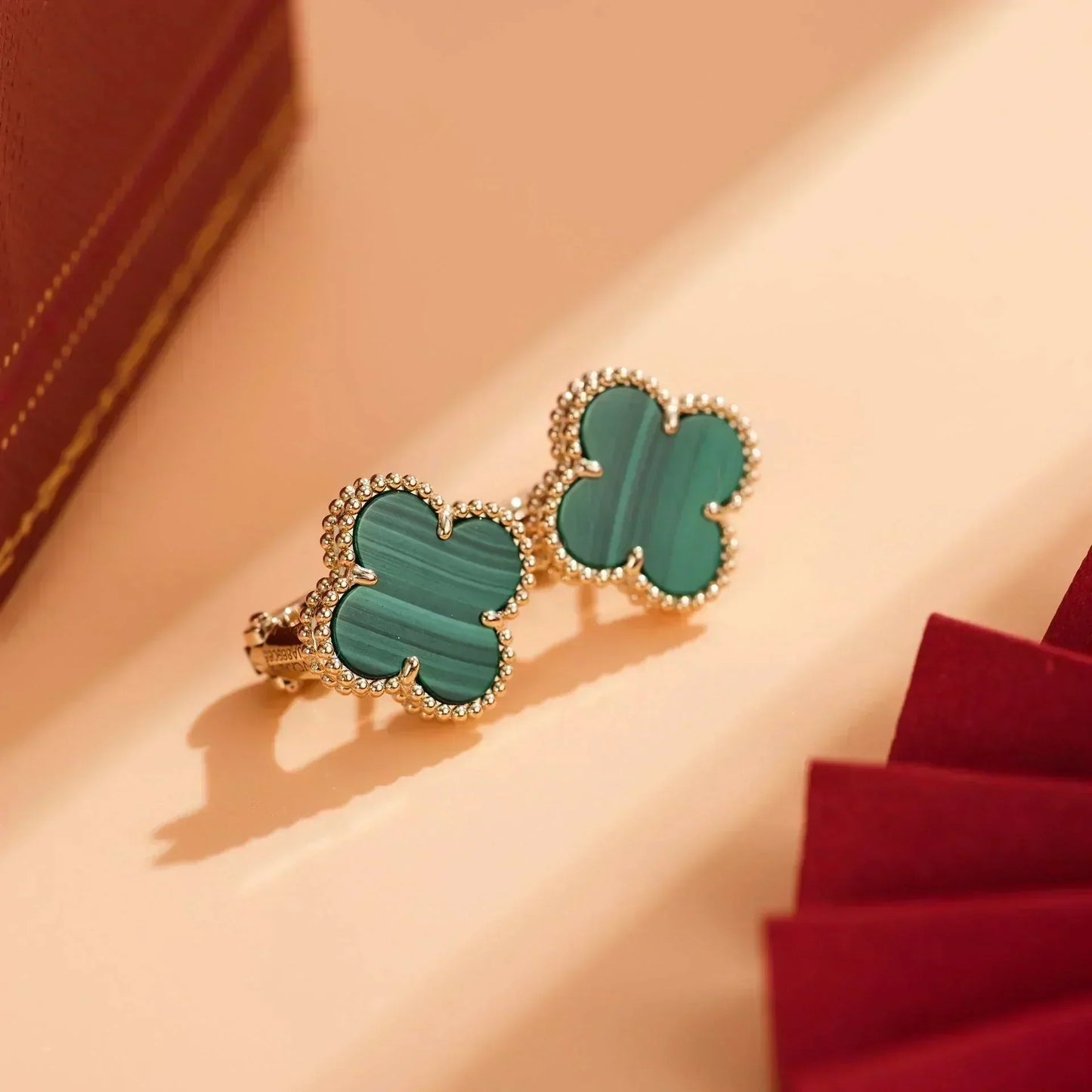 [RAFFINE]CLOVER MEDIUM 1 MOTIFS MALACHITE  EARRINGS