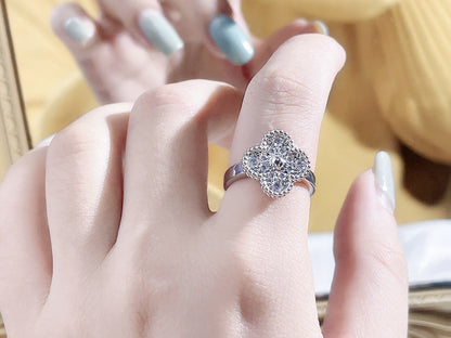 [RAFFINE]CLOVER DIAMOND RING