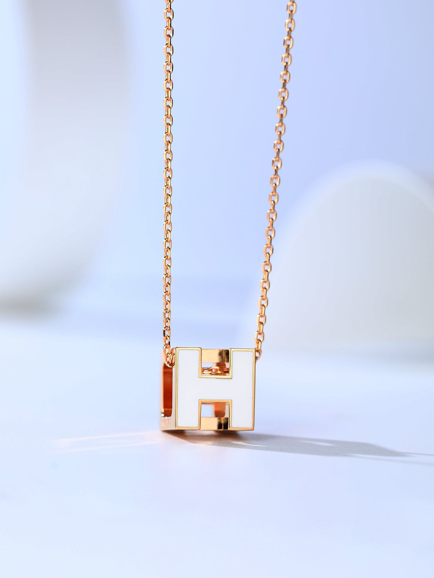 [RAFFINE]H CAGE PINK GOLD NECKLACE