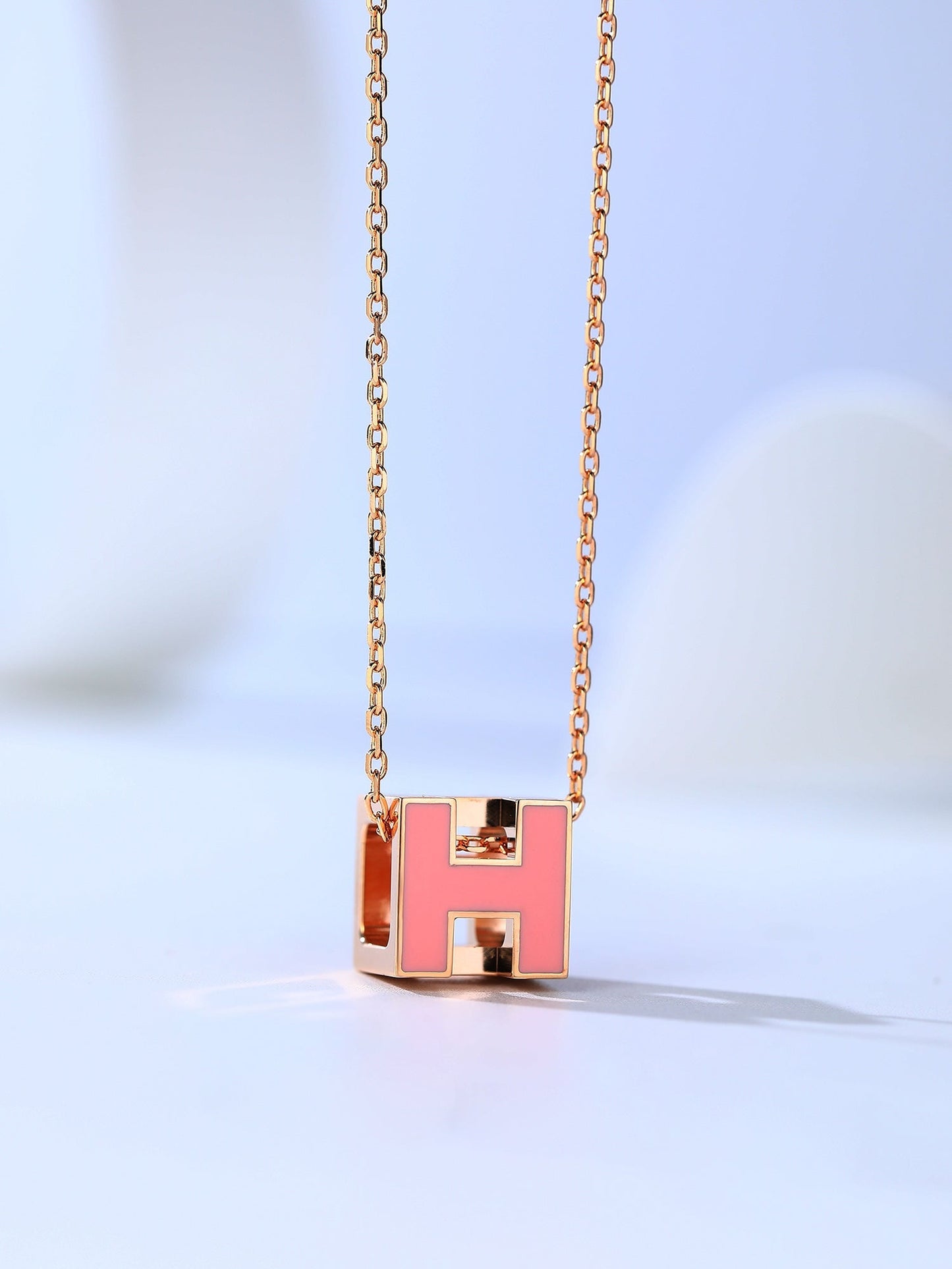 [RAFFINE]H CAGE PINK GOLD NECKLACE