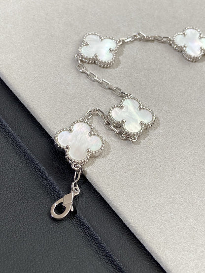 [RAFFINE]CLOVER WHITE PEARL MOP 5 MOTIF BRACELET COLLECTION