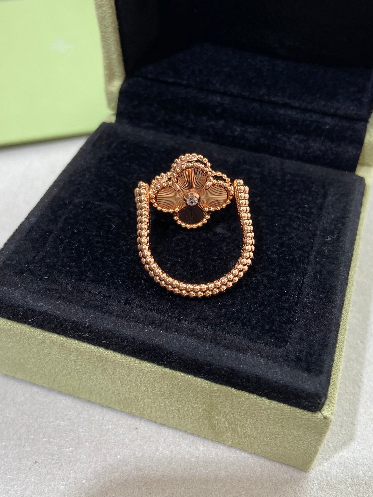 [RAFFINE]CLOVER RIVERSIBLE PINK GOLD RING