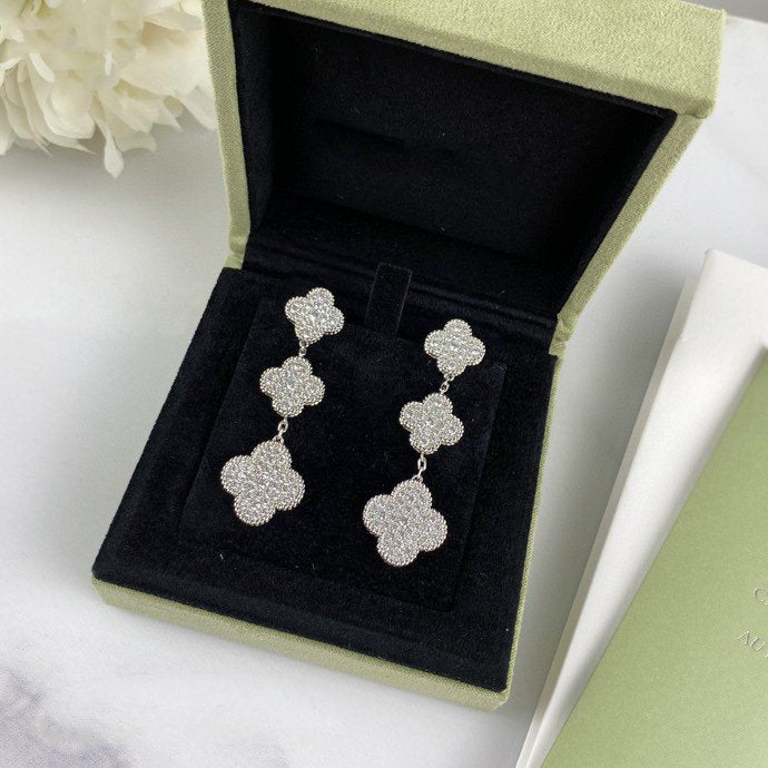 [RAFFINE]CLOVER 3 MOTIF DIAMOND SILVER DROP EARRINGS