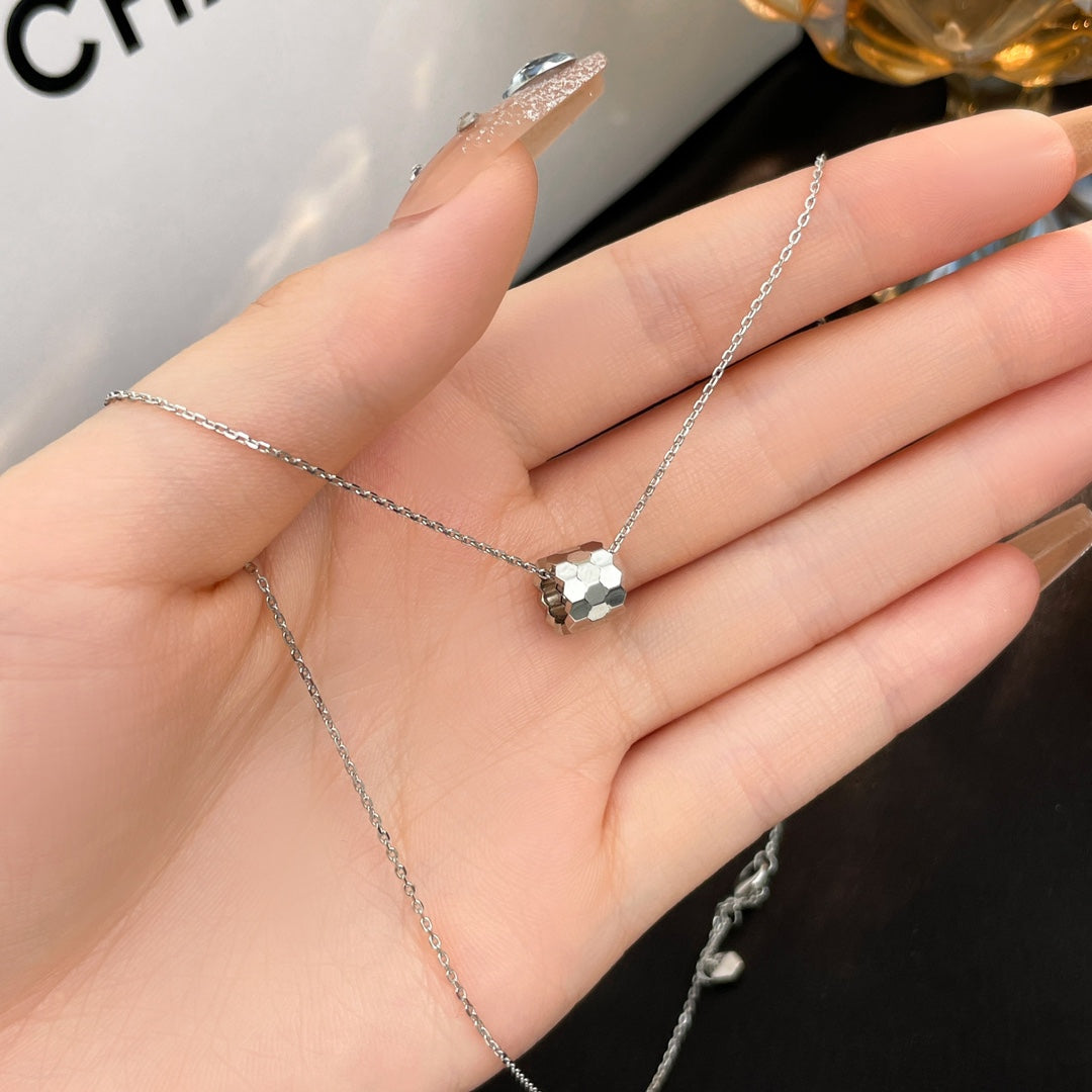 [RAFFINE]BEE MINI NECKLACE