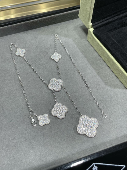 [RAFFINE]CLOVER 6 MOTIF DIAMOND PAVED NECKLACE
