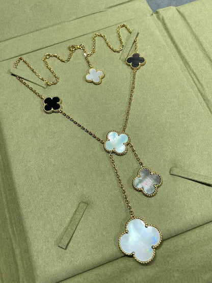 [RAFFINE]CLOVER 6 MOTIF MOP ONYX GOLD NECKLACE