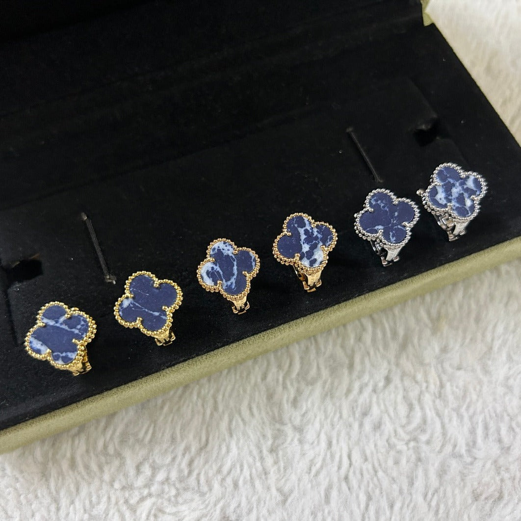 [RAFFINE]CLOVER PIETERSITE MEDIUM STUD EARRINGS