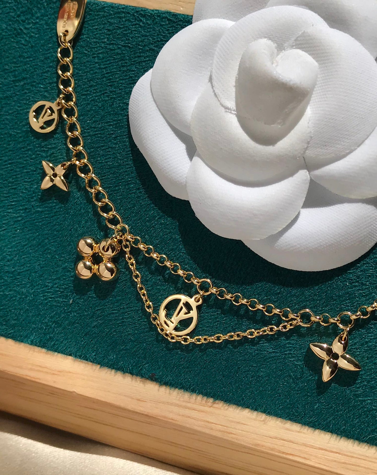 [RAFFINE]BLOOMING PINK GOLD MOP BRACELET
