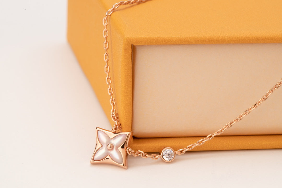 [RAFFINE]STAR PINK MOP 1 DIAMOND PINK GOLD NECKLACE