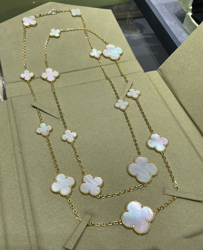 [RAFFINE]CLOVER 16 MOTIF WHITE MOP GOLD NECKLACE