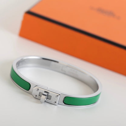 [RAFFINE]HM KELLY GREEN BRACELET
